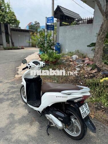 Honda Vision 2016 màu Trắng