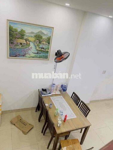 NGÔI NHÀ MANG CẢM GIÁC BÌNH YÊN GIỮA SỰ XÔ BỒ CỦA THỦ ĐỨC