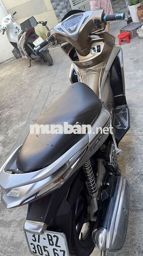 Honda Air Blade Vàng đồng Đã sử dụng
