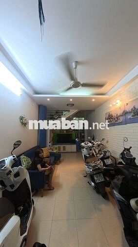 BÁN NHÀ CMT8 P5 TÂN BÌNH HXH 4 TẦNG - 37,2m2(3,4X12,2) - 6,2T TL