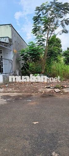 Bán nền có diện tích 5*20=100m2 giá chưa tới 2 tỷ