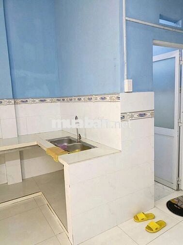 Cho thuê nhà hẻm xe hơi đường Âu Cơ quận Tân Bình