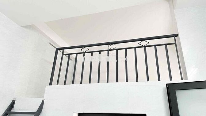 PHÒNG MỚI XÂY TẠI Q.THỦ ĐỨC (PHÍA SAU KHU ĐÔ THỊ VẠN PHÚC)