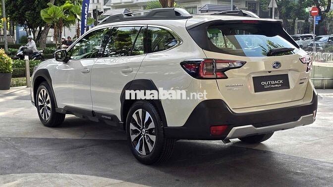 Subaru Outback 2025 Giá ***