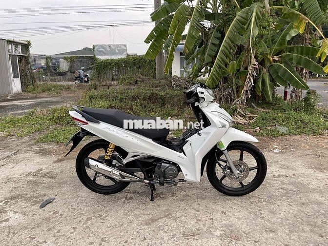 Cần Bán Future zin đẹp áo zin chất