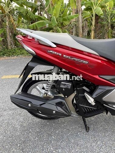 Cần Bán AIRBLADE zin chất đúng 3 ngàn cây số