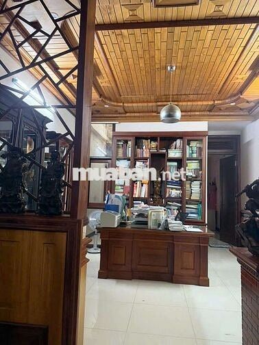 Bán Nhà Mặt Tiền Lê Hồng Phong Bmt 
