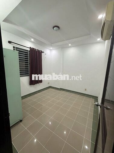CHO THUÊ CHUNG CƯ PHÚ THỌ 2PN 1WC BAN CÔNG CỬA SỔ THOÁNG MÁT
