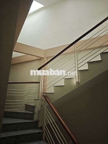 Nhà cấp 4 diện tích đất hơn 420m², nở hậu, gần cầu Phước Lộc, Nhà Bè