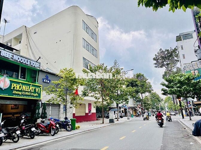 NGAY NGÃ 4 NGUYỄN CÔNG TRỨ QUẬN 1 - 5 TẦNG - 5X15 - GIÁ 60 TRIỆU