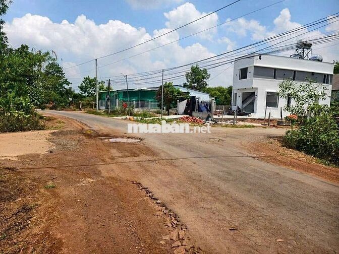 153m2 có 100m2 đất ở ngay trường học Tân Lợi Đồng Nai chỉ 190 triệu 