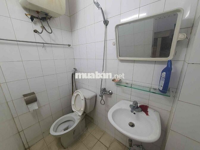 chính chủ cho thuê nhà 35m2 x2,5 tầng tại 164 hồng mai