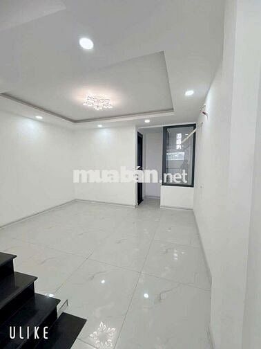 nhà mới 100% gần khu dân cư Vĩnh Lộc 