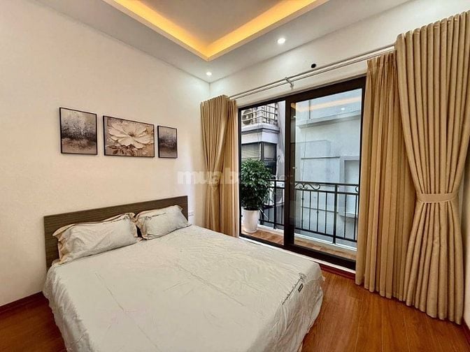 Bán Nhà Trường Chinh, Đống Đa 33m, 4 tầng, mt 3.8m, giá 9.2 tỷ.