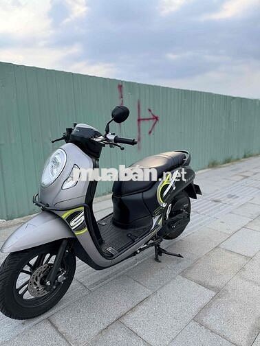 Scoopy 2024 110cc Xám đen