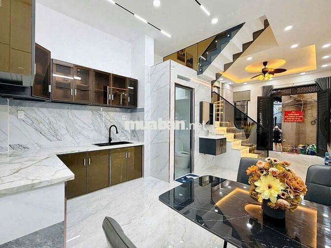 CHỦ NGỘP BÁN NHÀ HOÀNG VIỆT GIÁ ĐẸP,NHÀ ĐẸP VÀO Ở LIỀN,SHR 47M2-3TẦNG