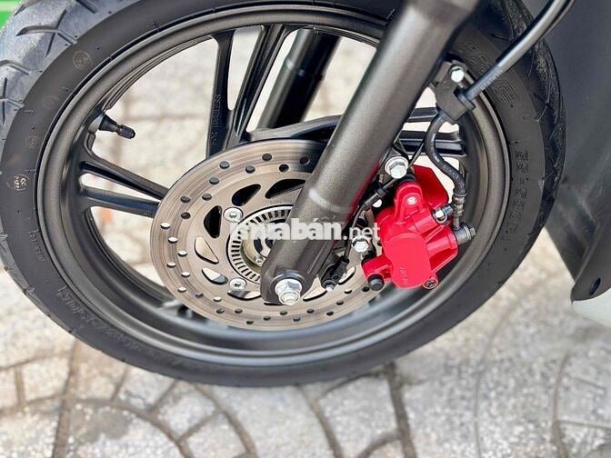 Honda SH 125i ABS 2024 Xám xi măng chuẩn 5600km
