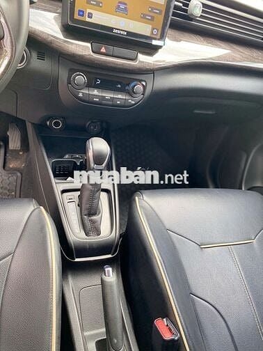 Suzuki Ertiga Hybrid 2022 Nâu 28.000 km