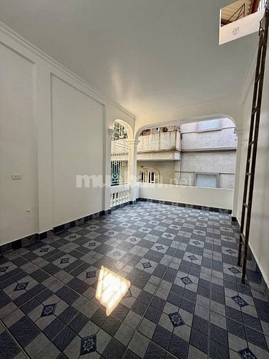 Bán Nhà Trường Chinh, Đống Đa 33m, 4 tầng, mt 3.8m, giá 9.2 tỷ.