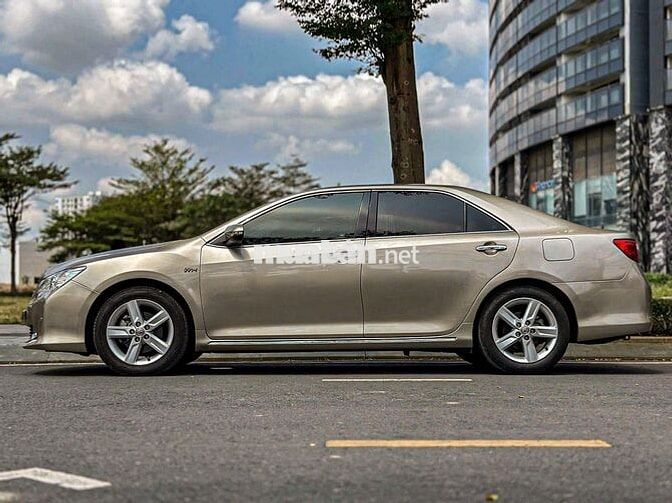 Toyota Camry 2014 2.5 Q Vàng Đồng 1 chủ từ đầu