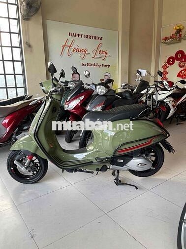 vespa sprint . 2023 . lướt 5 ngàn. nhu xe mới.