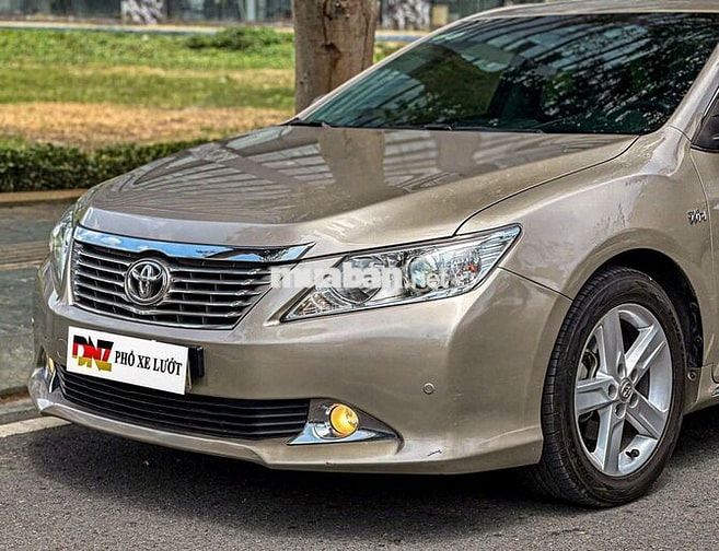 Toyota Camry 2014 2.5 Q Vàng Đồng 1 chủ từ đầu