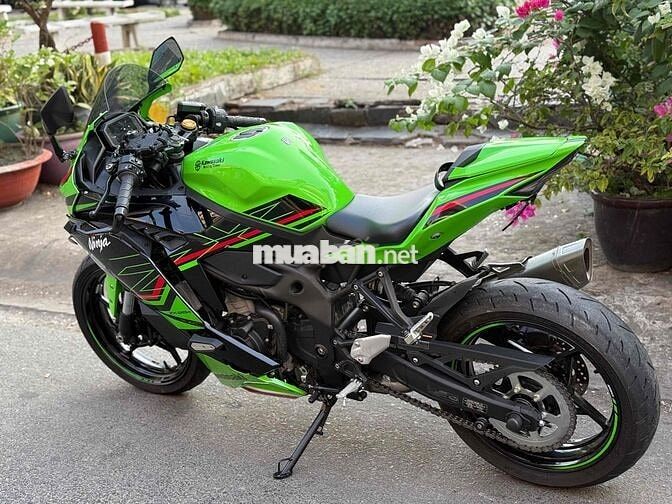 Kawasaki ZX25R 2023 odo 5500km, 1 chủ
