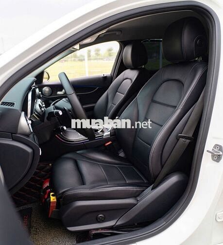 Mercedes C200 2017 Trắng 10v km