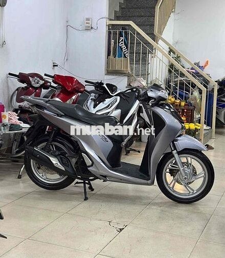 Honda SH 150 2017 Bạc Poche.Mẫu Cũ Siêu .