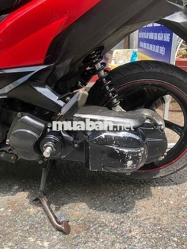 Yamaha Luvias FI 2014 Đỏ
