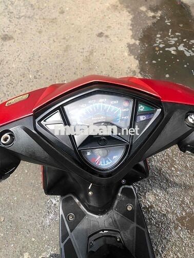 Yamaha Luvias FI 2014 Đỏ