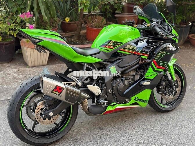 Kawasaki ZX25R 2023 odo 5500km, 1 chủ