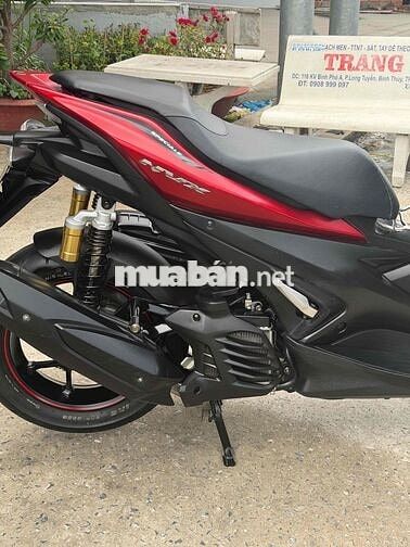 Yamaha NVX 155 Đỏ đen