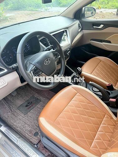 Hyundai Accent 2019 Vàng cát