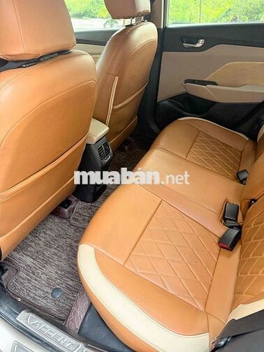 Hyundai Accent 2019 Vàng cát