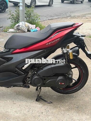 Yamaha NVX 155 Đỏ đen