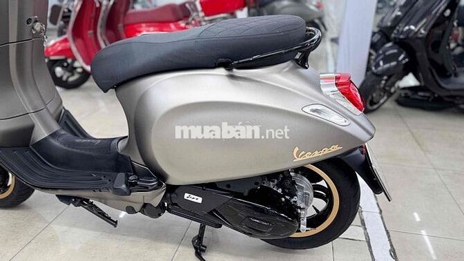 Piaggio Vespa Sprint Vàng cát