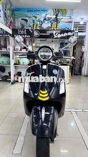 Piaggio Vespa GTS 300 Đen Đã qua sử dụng