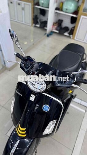 Piaggio Vespa GTS 300 Đen Đã qua sử dụng