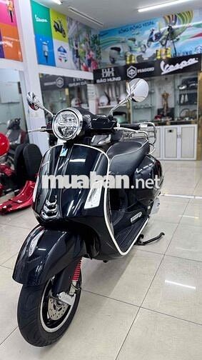 Piaggio Vespa GTS Đen 7000 km