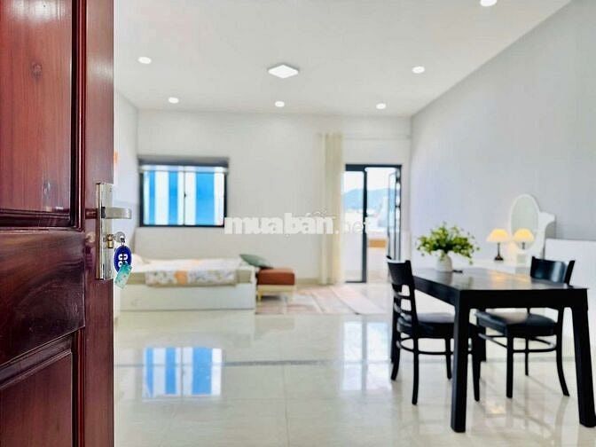 Cho thuê căn hộ studio Dã Tượng – đi bộ ra biển