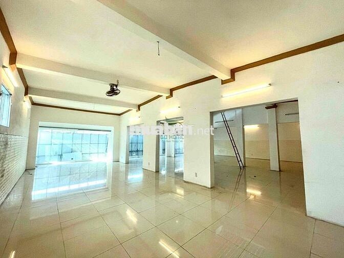 CHO THUÊ MẶT BẰNG RIÊNG BIỆT 2 LẦU Ở TRUNG TÂM THÀNH PHỐ NHA TRANG GIÁ