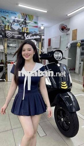 Piaggio Vespa GTS 300 Đen Đã qua sử dụng