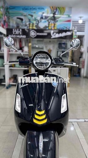 Piaggio Vespa GTS 300 Đen Đã qua sử dụng