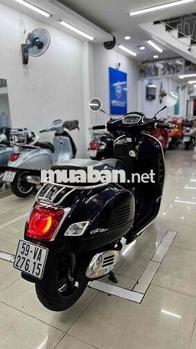 Piaggio Vespa GTS 300 Đen Đã qua sử dụng