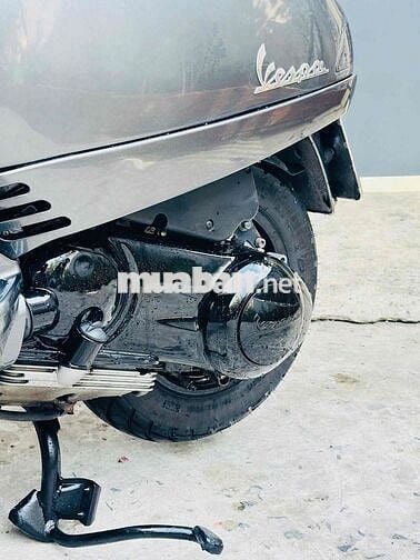 Piaggio Vespa LX 125CC IE 2012 Xám