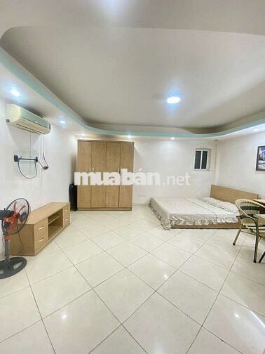 Chính chủ cho thuê 30m2 thang máy khép kín Nguyễn Ngọc Vũ