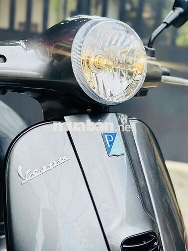 Piaggio Vespa LX 125CC IE 2012 Xám