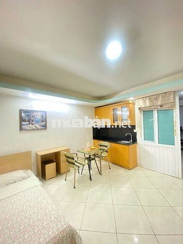 Chính chủ cho thuê 30m2 thang máy khép kín Nguyễn Ngọc Vũ