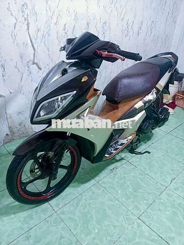 Yamaha Nouvo 4 Nâu Đen Bạc